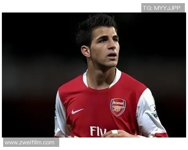 足球明星出场瞬间的独特姿势与场上气场展现分析